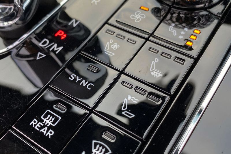 Bentley Continental GTC V8 S