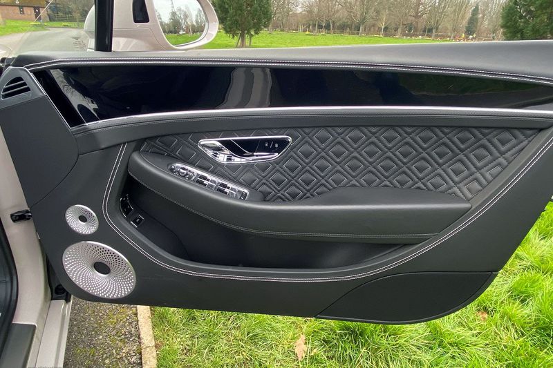 Bentley Continental GTC V8 S