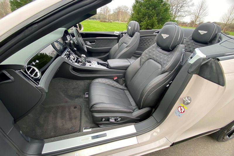 Bentley Continental GTC V8 S