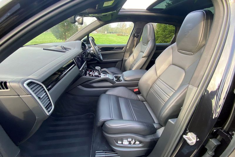 Porsche Cayenne S V6 440 bhp Automatic