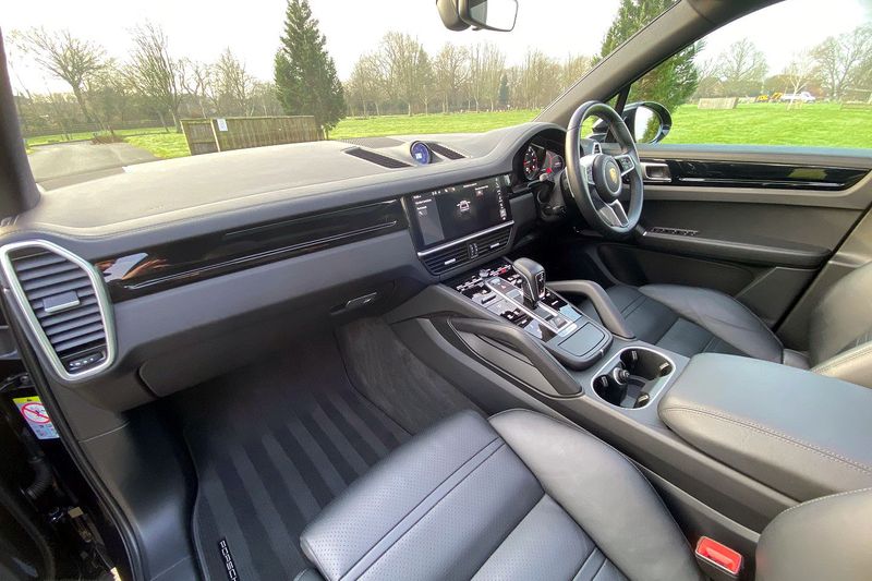 Porsche Cayenne S V6 440 bhp Automatic