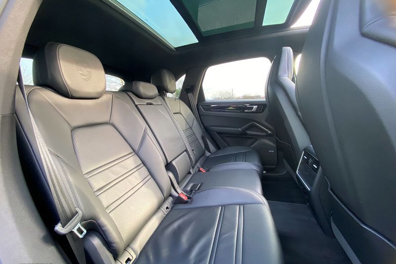 Porsche Cayenne S V6 440 bhp Automatic