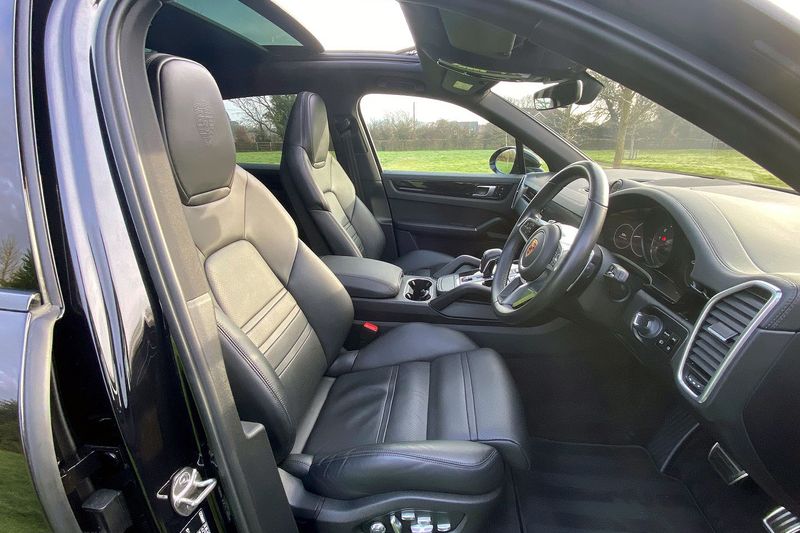 Porsche Cayenne S V6 440 bhp Automatic