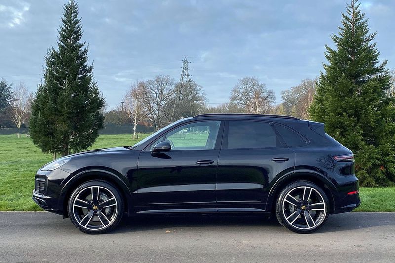 Porsche Cayenne S V6 440 bhp Automatic