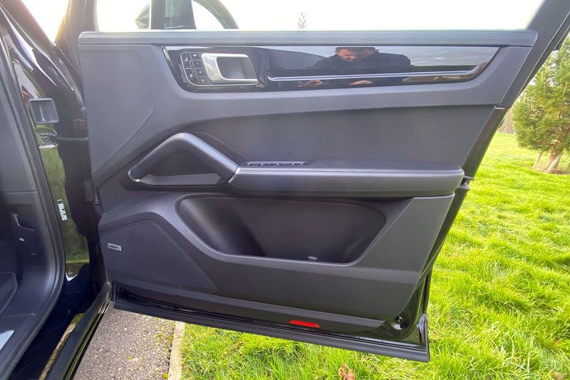 Porsche Cayenne S V6 440 bhp Automatic