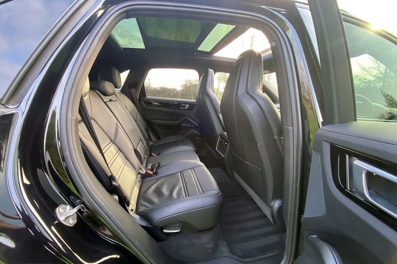 Porsche Cayenne S V6 440 bhp Automatic