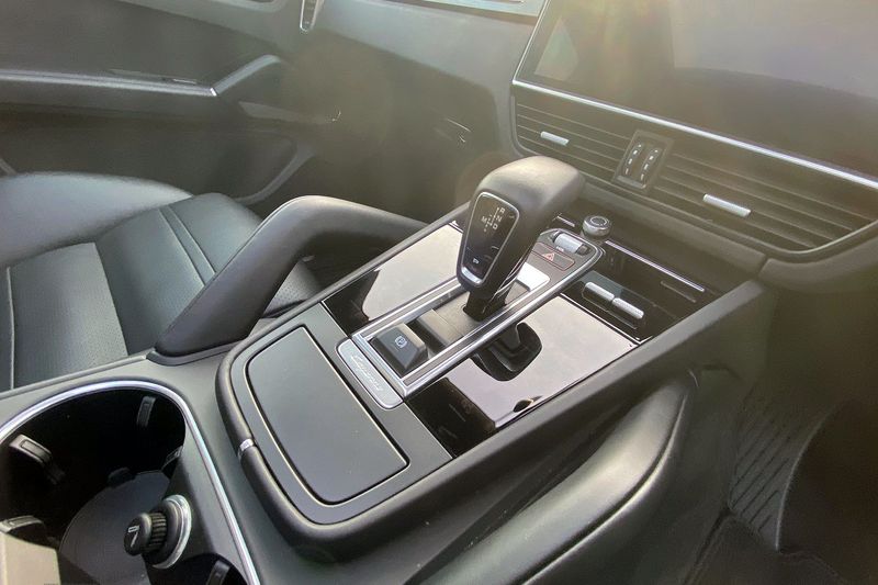 Porsche Cayenne S V6 440 bhp Automatic