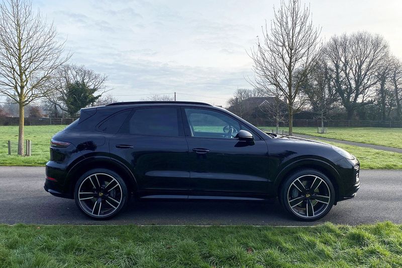Porsche Cayenne S V6 440 bhp Automatic