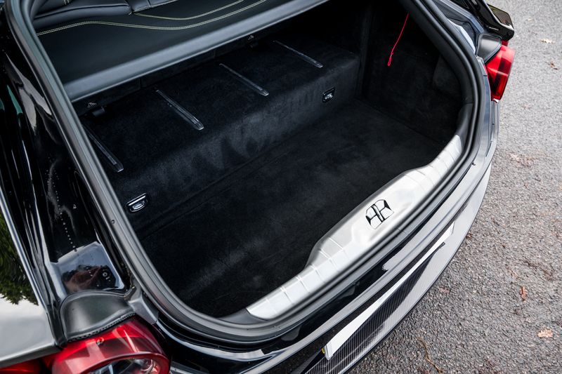 Ferrari GTC4 Lusso 6.3 V12 DCT