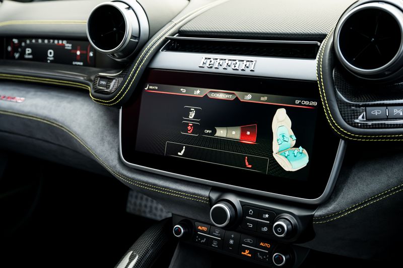 Ferrari GTC4 Lusso 6.3 V12 DCT