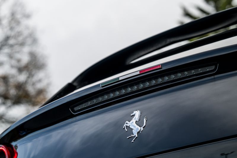 Ferrari GTC4 Lusso 6.3 V12 DCT