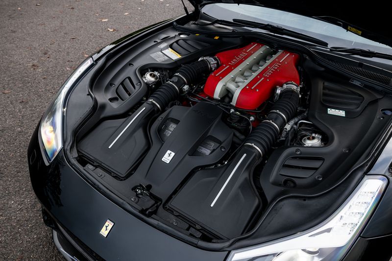 Ferrari GTC4 Lusso 6.3 V12 DCT