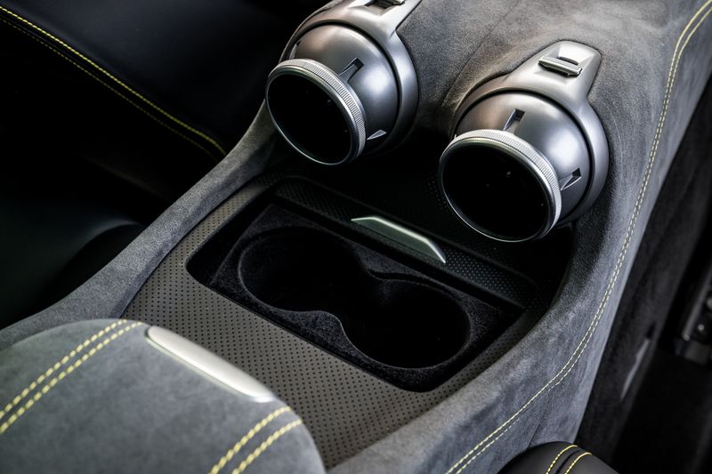 Ferrari GTC4 Lusso 6.3 V12 DCT