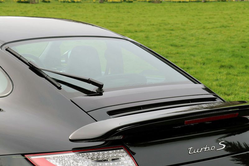 Porsche 997 Turbo S Coupe 3.8T 530