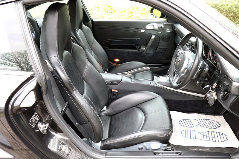 Porsche 997 Turbo S Coupe 3.8T 530