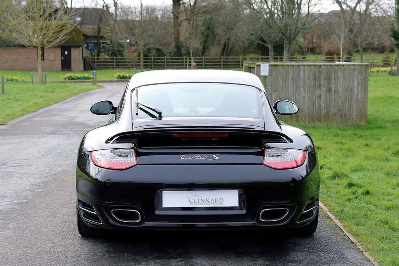 Porsche 997 Turbo S Coupe 3.8T 530