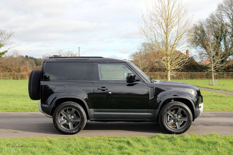 Landrover Defender 90 D250 SE