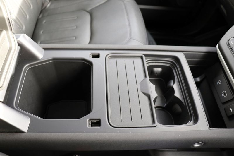 Landrover Defender 90 D250 SE