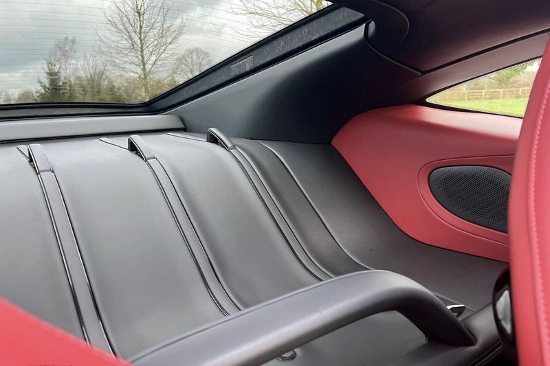 McLaren 570GT 3.8T SSG