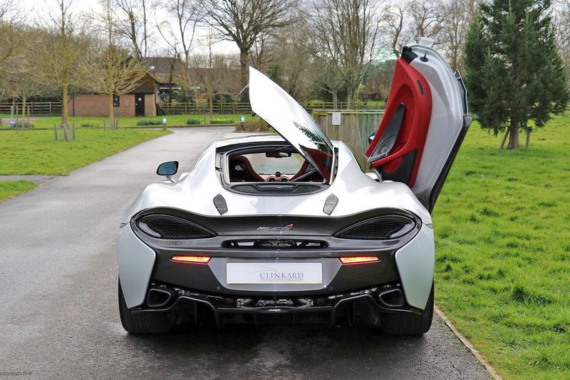 McLaren 570GT 3.8T SSG