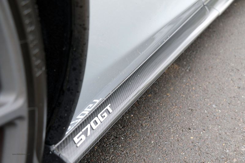 McLaren 570GT 3.8T SSG