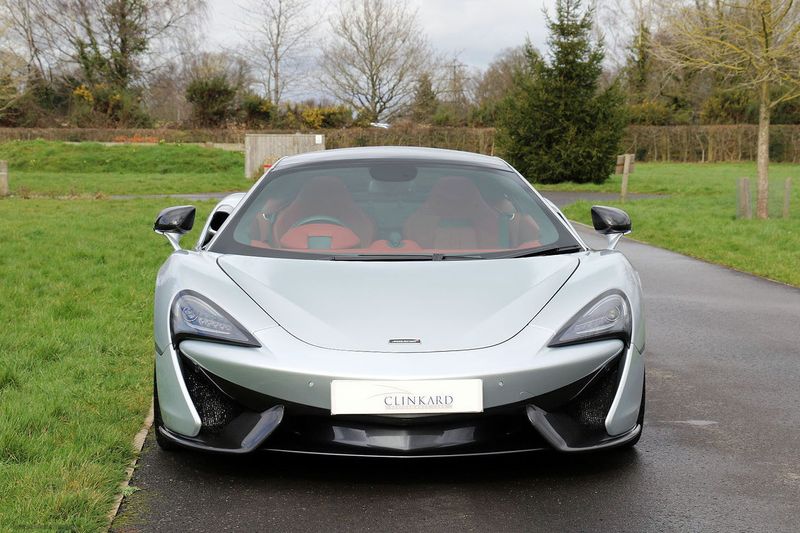 McLaren 570GT 3.8T SSG