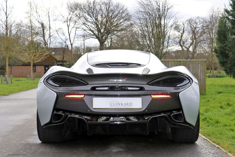 McLaren 570GT 3.8T SSG