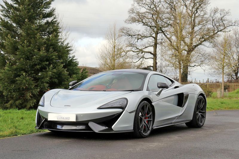 McLaren 570GT 3.8T SSG