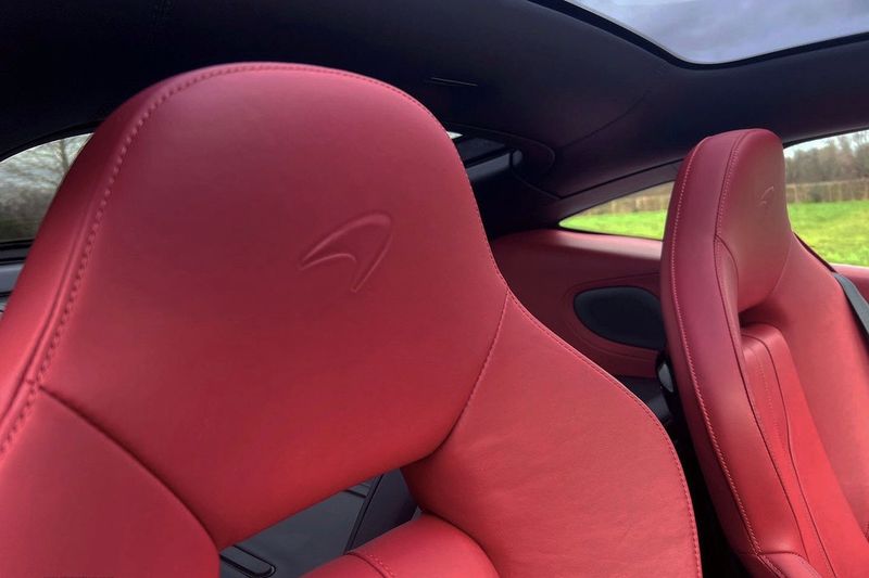 McLaren 570GT 3.8T SSG