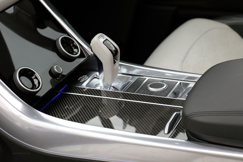 Range Rover Sport 5.0 V8 SVR