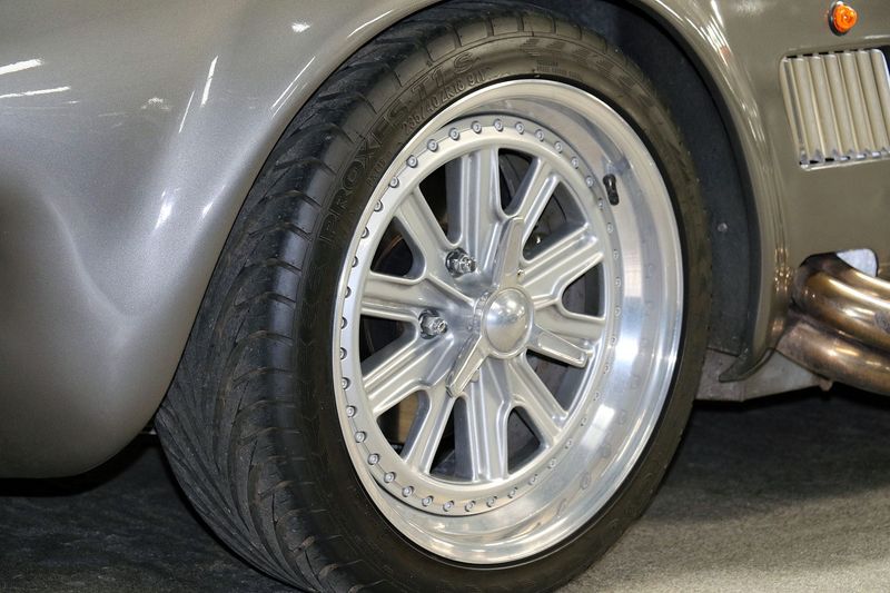 Dax Cobra 427 6.3 V8