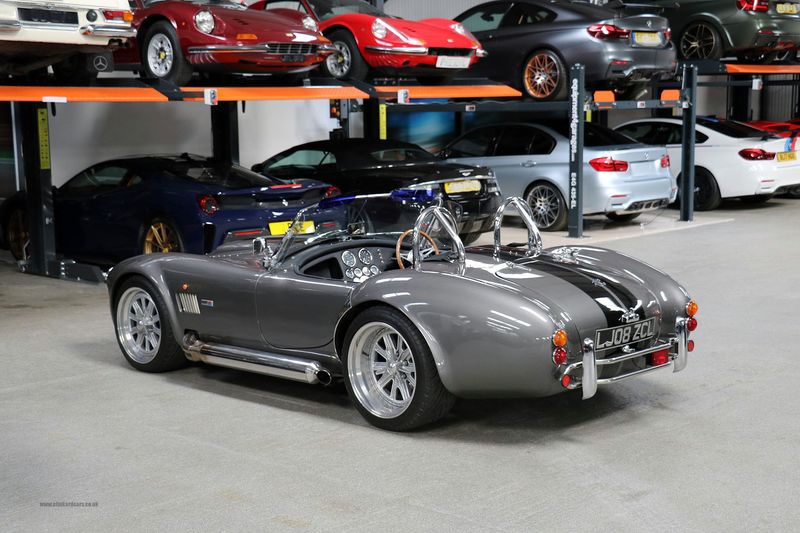 Dax Cobra 427 6.3 V8