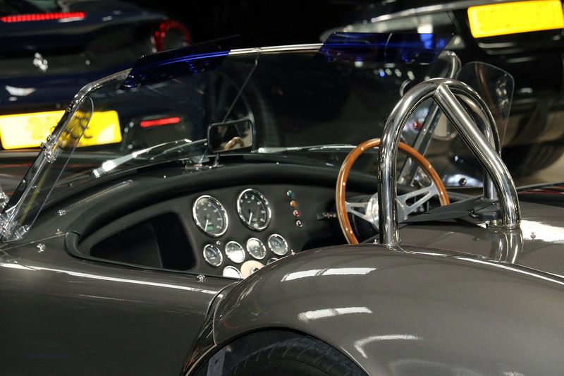 Dax Cobra 427 6.3 V8