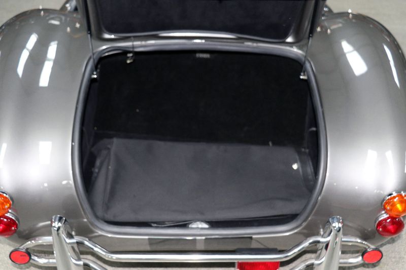 Dax Cobra 427 6.3 V8