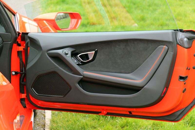 Lamborghini Huracan 5.2 V10 EVO LP610-2