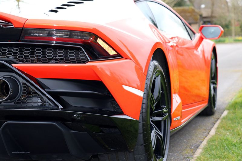 Lamborghini Huracan 5.2 V10 EVO LP610-2