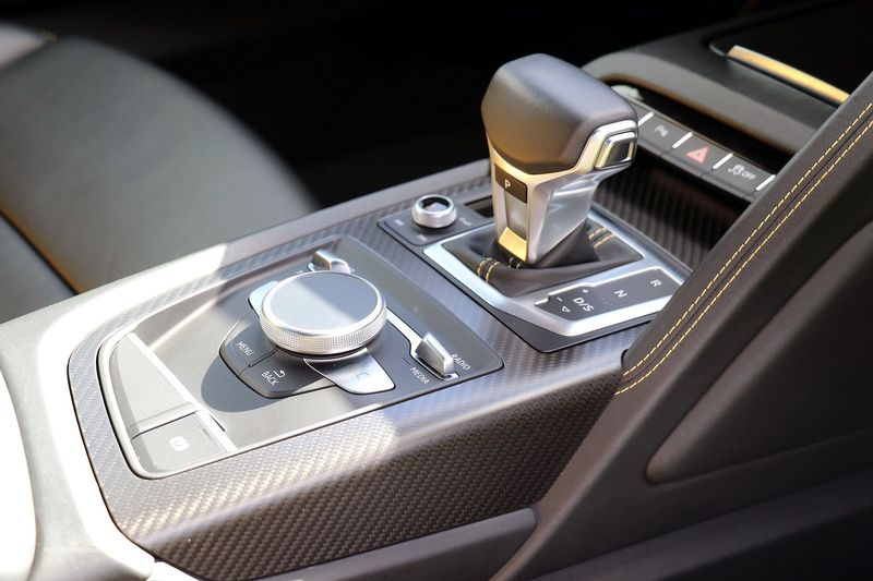 Audi R8 V10 Plus Quattro