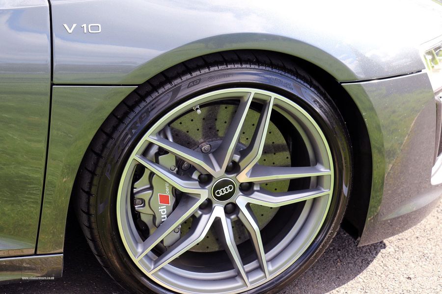 Audi R8 V10 Plus Quattro