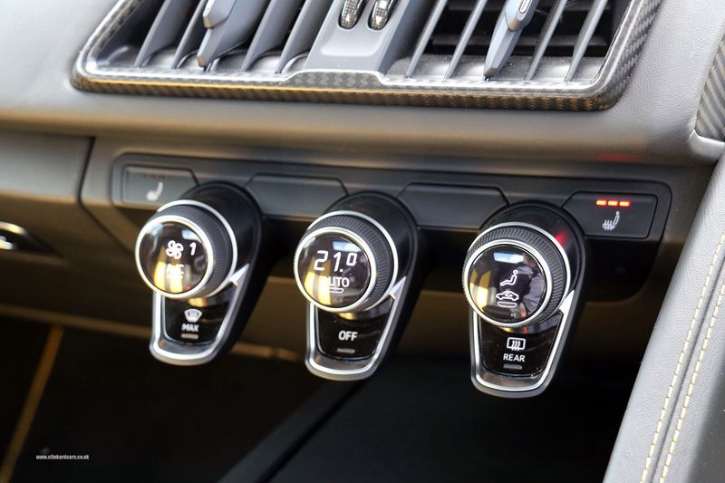 Audi R8 V10 Plus Quattro