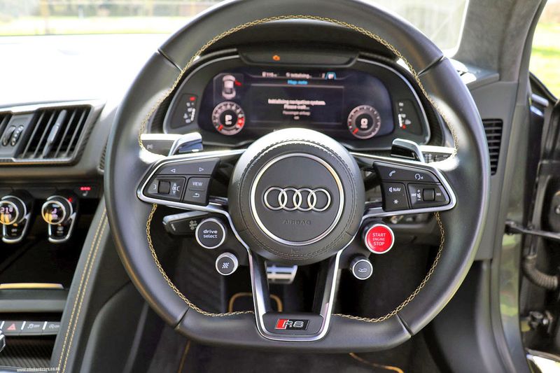 Audi R8 V10 Plus Quattro