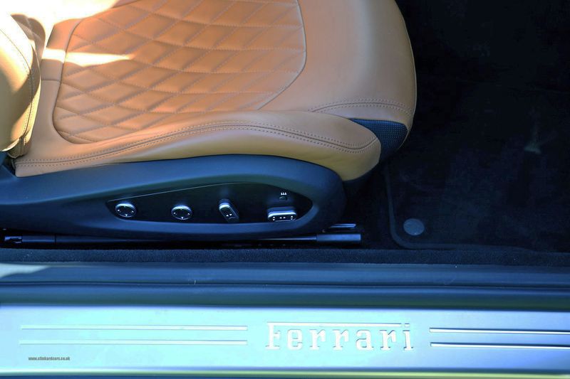 Ferrari GTC4 Lusso V12