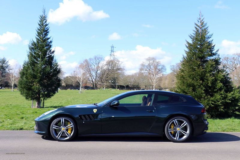 Ferrari GTC4 Lusso V12