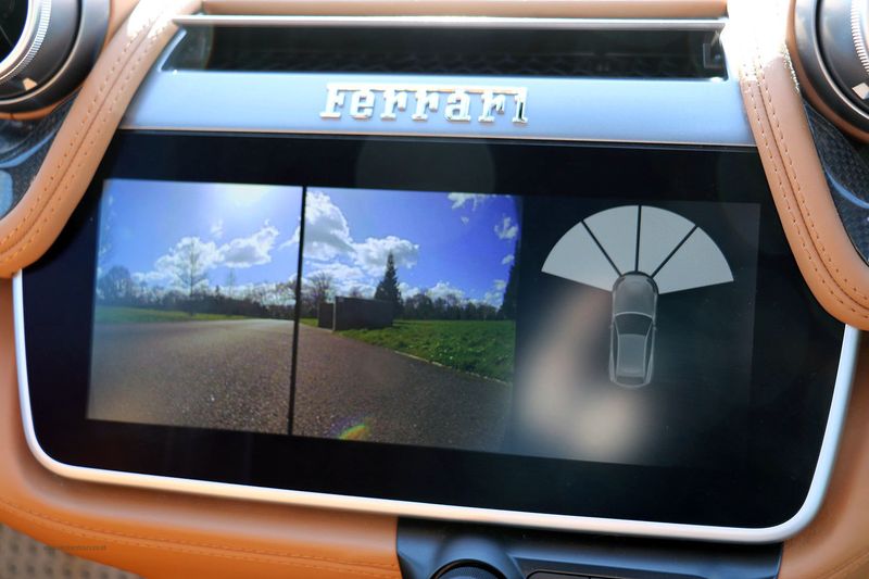 Ferrari GTC4 Lusso V12