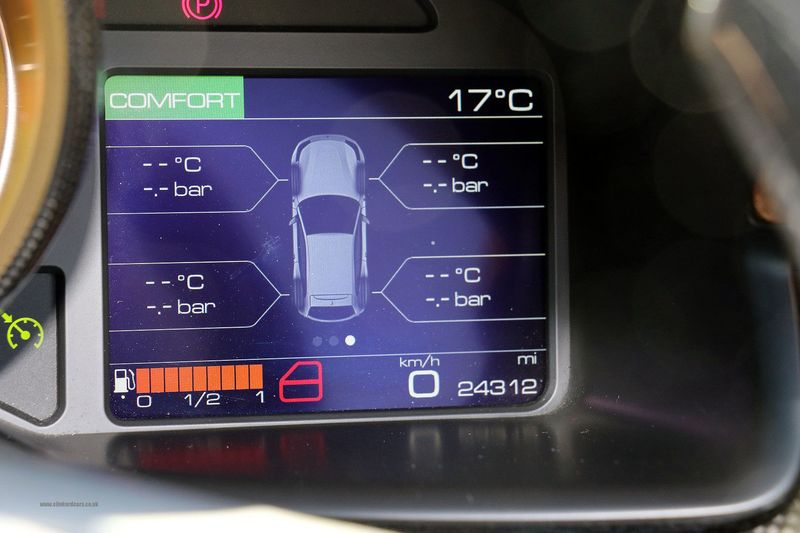 Ferrari GTC4 Lusso V12