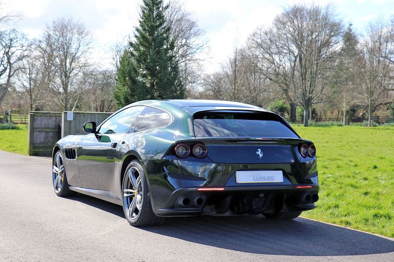 Ferrari GTC4 Lusso V12