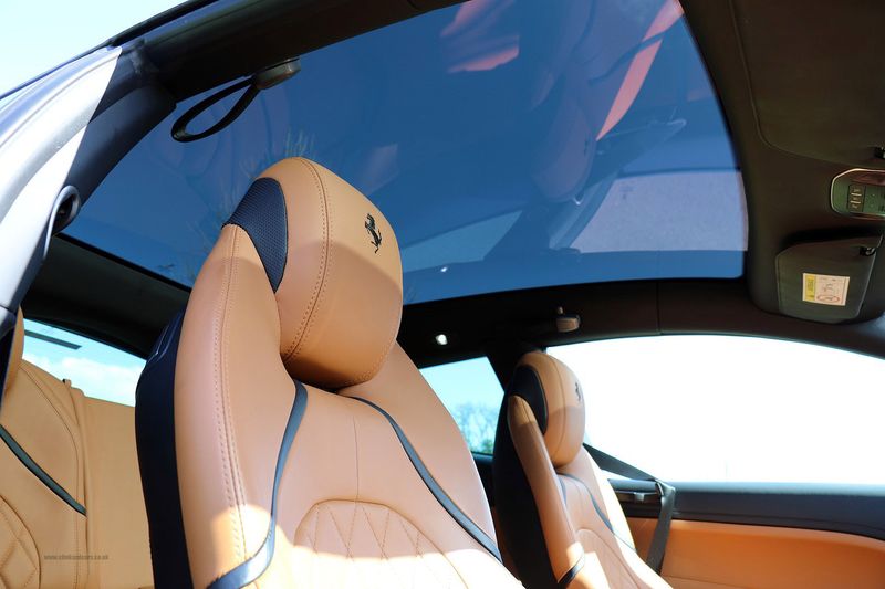 Ferrari GTC4 Lusso V12