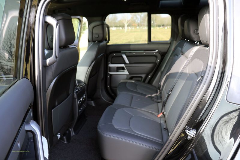 Landrover Defender 110 3.0 D250 MHEV X-Dynamic HSE Auto