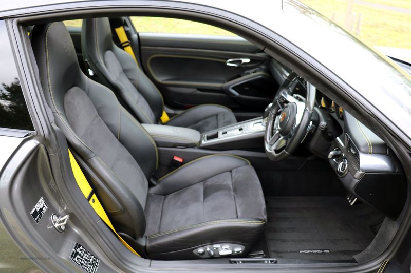 Porsche 991 Turbo S Coupe PDK