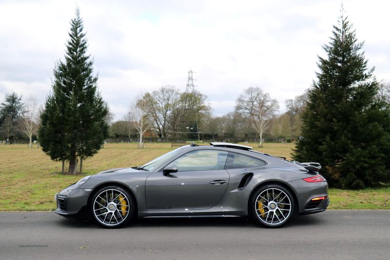 Porsche 991 Turbo S Coupe PDK