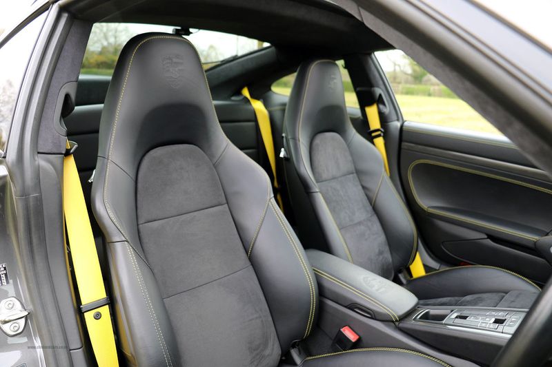 Porsche 991 Turbo S Coupe PDK